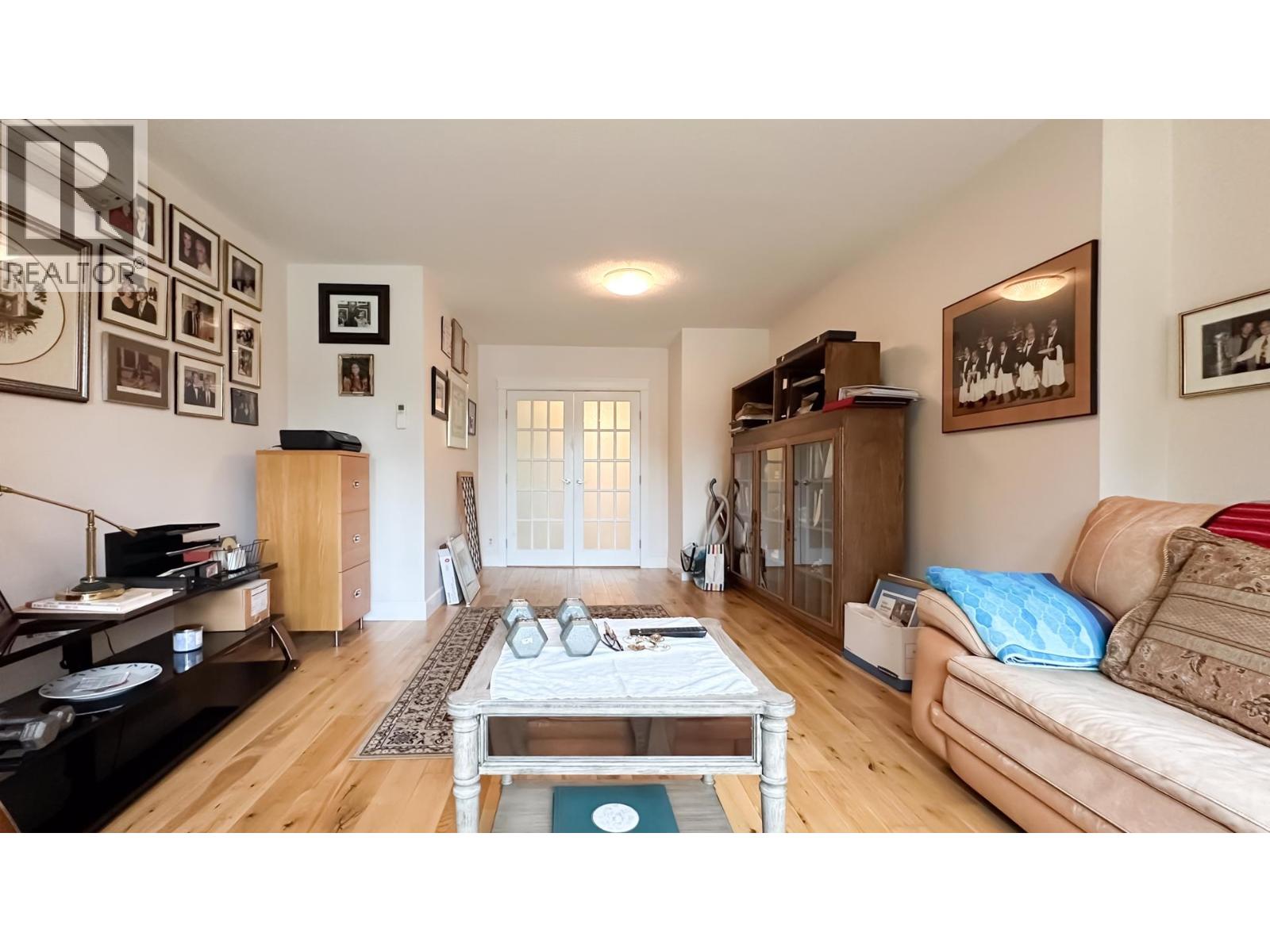 Photo 16 of 880 W 19th Street, North Vancouver BC
