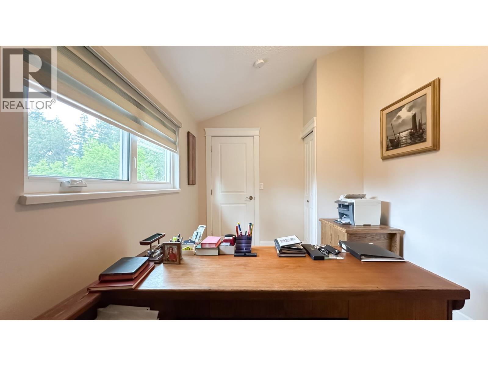 Photo 32 of 880 W 19th Street, North Vancouver BC