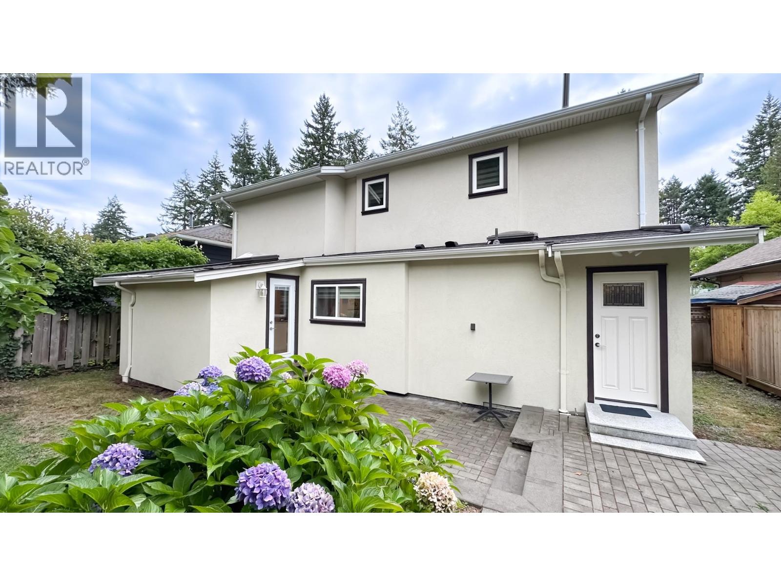 Photo 34 of 880 W 19th Street, North Vancouver BC