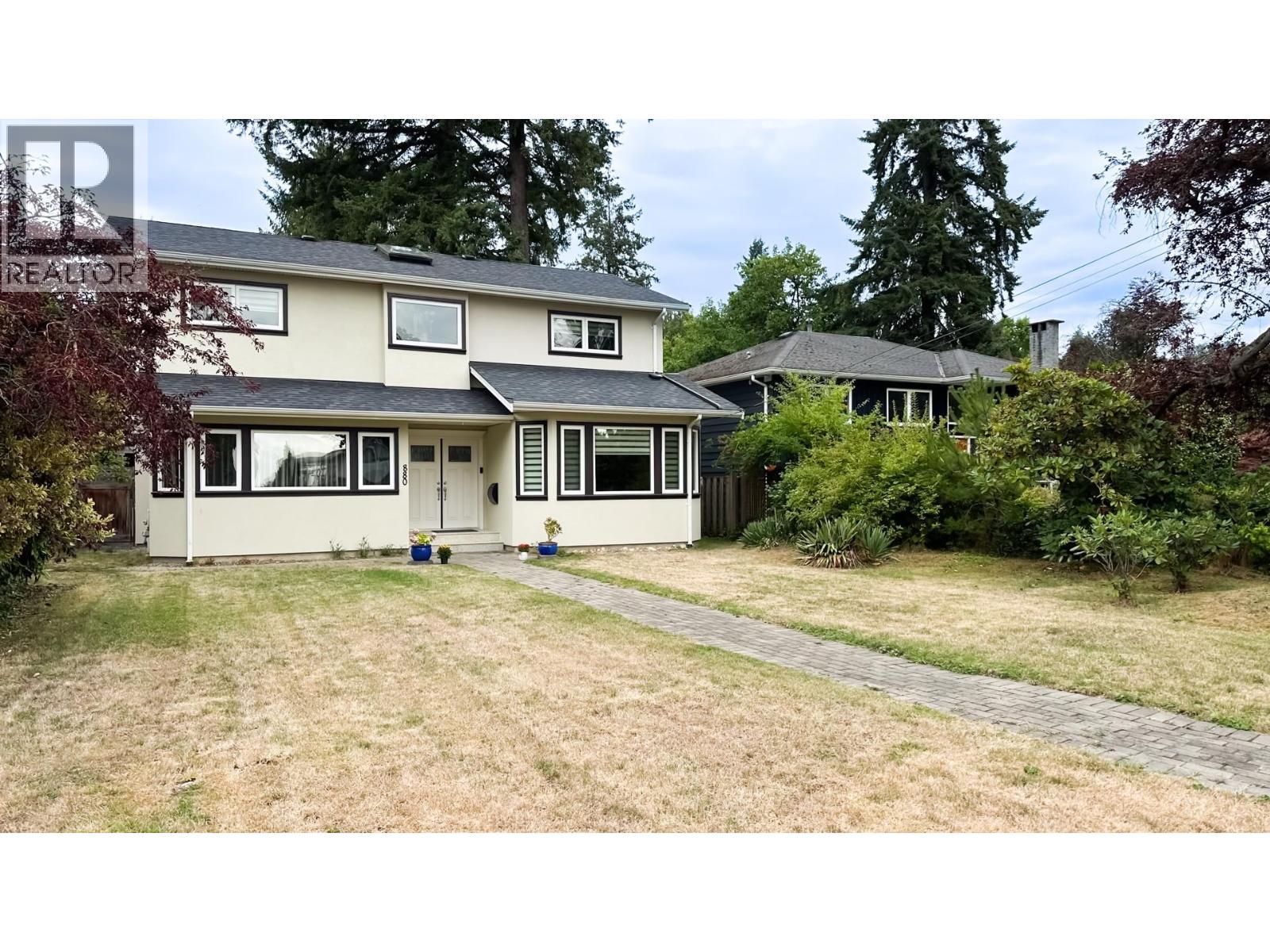Photo 39 of 880 W 19th Street, North Vancouver BC