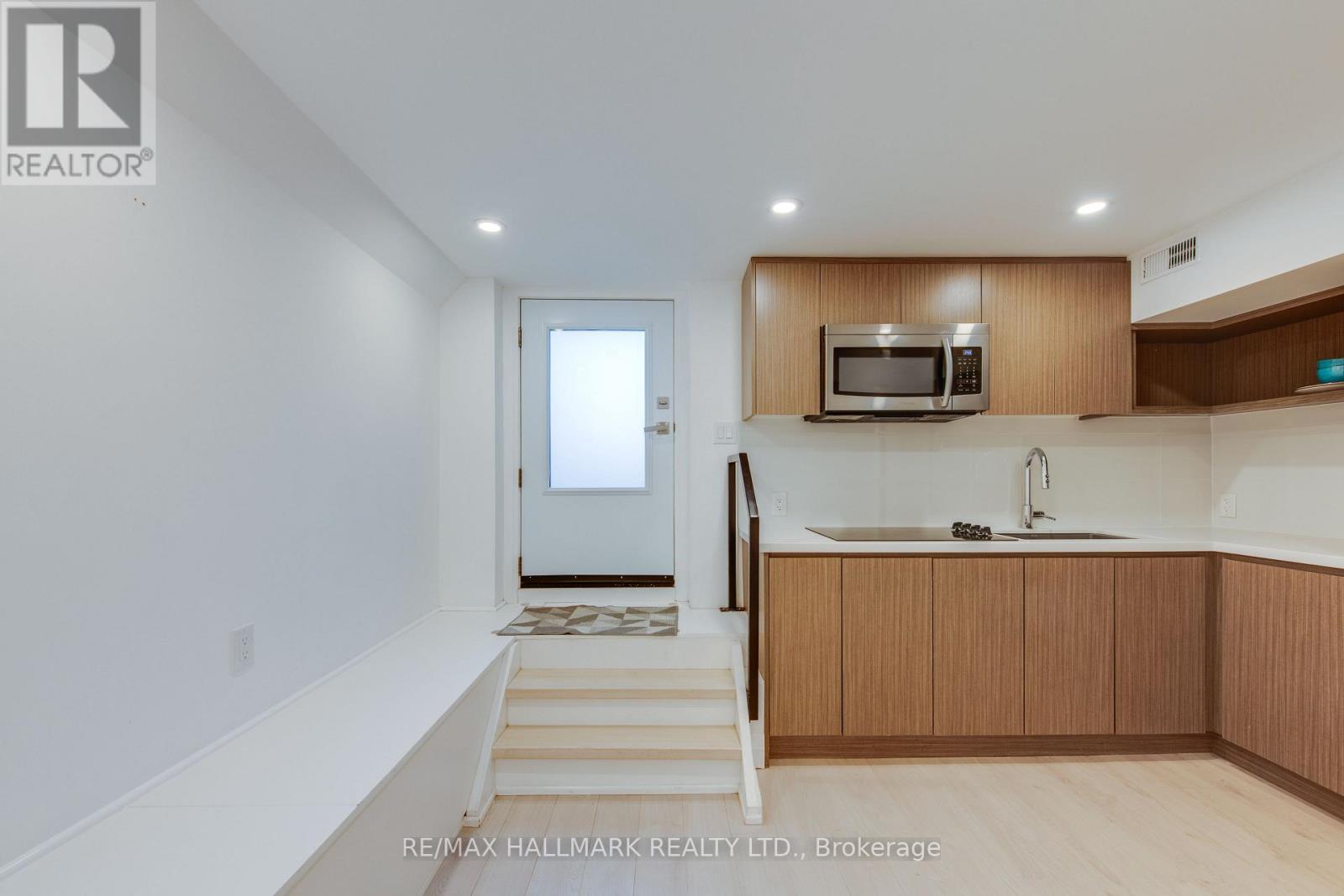 Photo 2 of Lower 210 Parkmount Road, Toronto ON