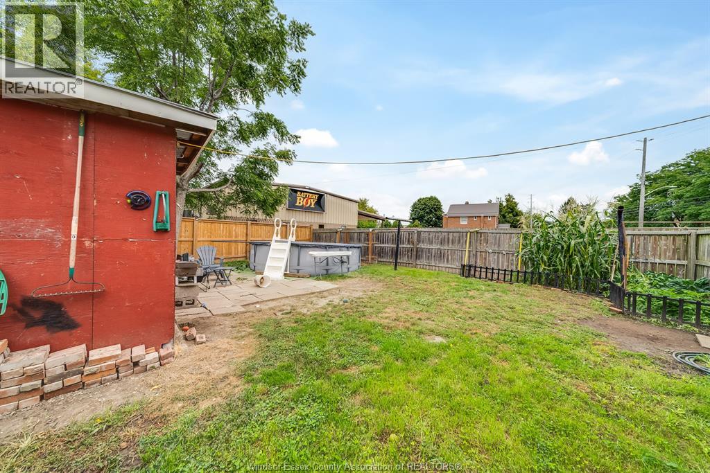 Photo 33 of 123 Park Avenue East, Chatham ON