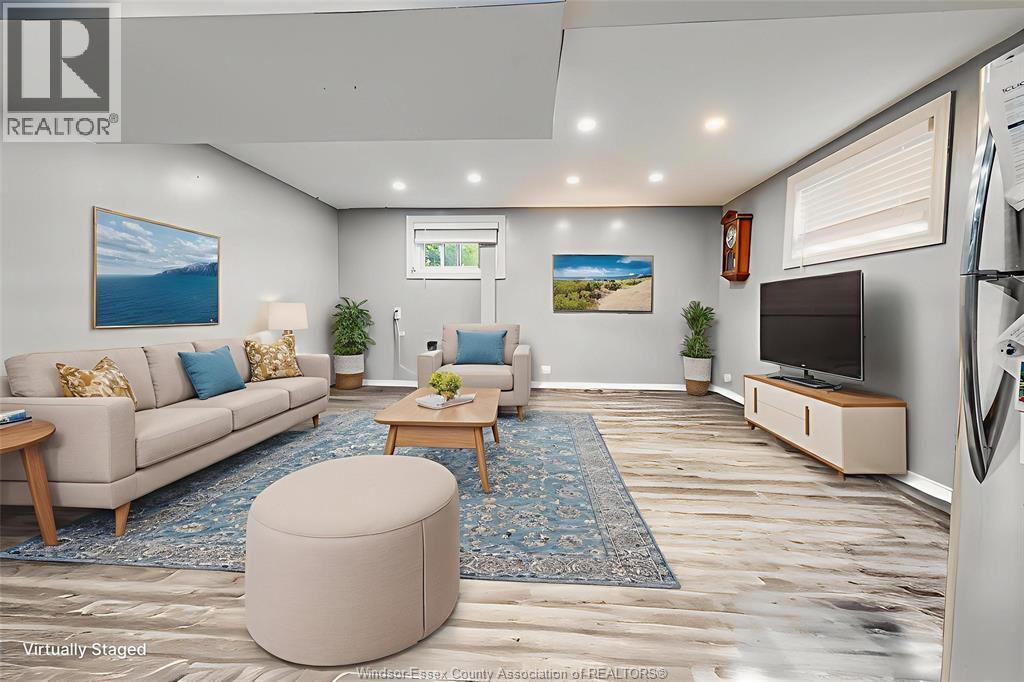 Photo 22 of 123 Park Avenue East, Chatham ON