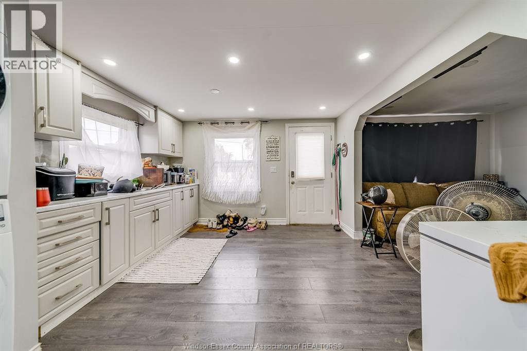 Photo 8 of 123 Park Avenue East, Chatham ON