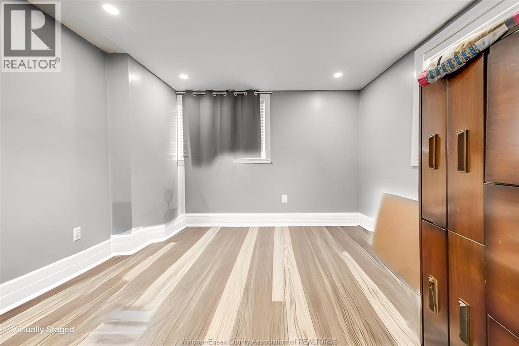 Photo 29 of 123 Park Avenue East, Chatham ON