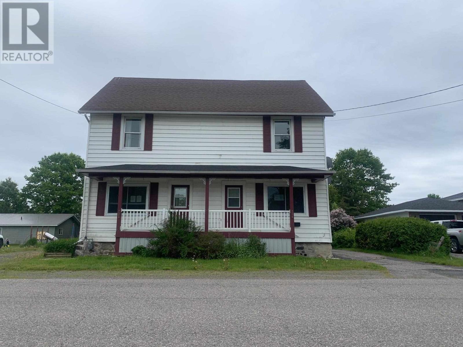 Photo 1 of 286 288 Federation St, Thessalon ON