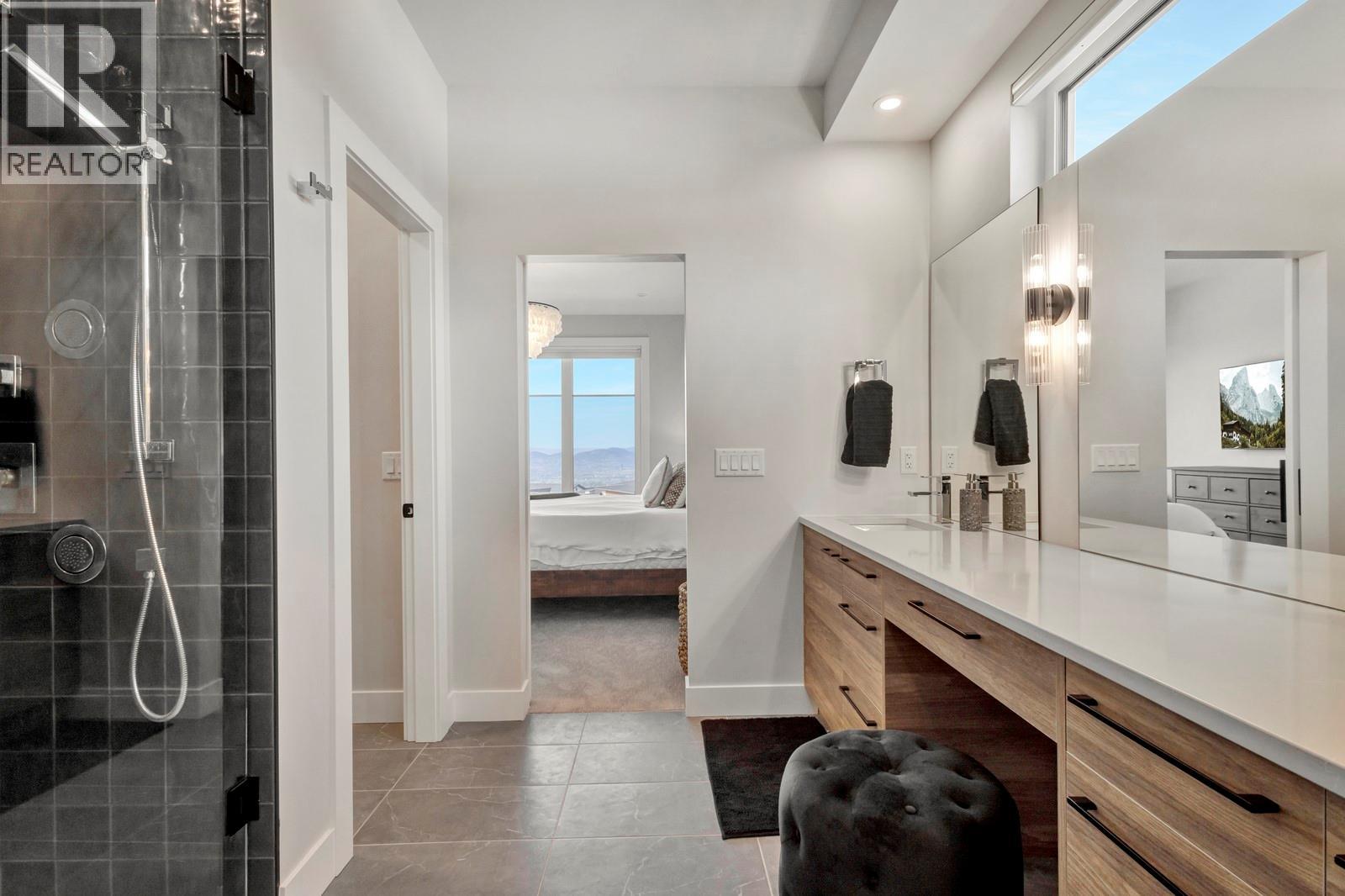 Photo 36 of 1131 Collinson Court, Kelowna BC