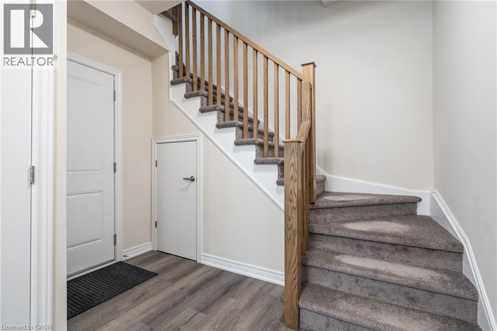 Photo 5 of 27 Rachel Drive Unit 36, Stoney Creek ON
