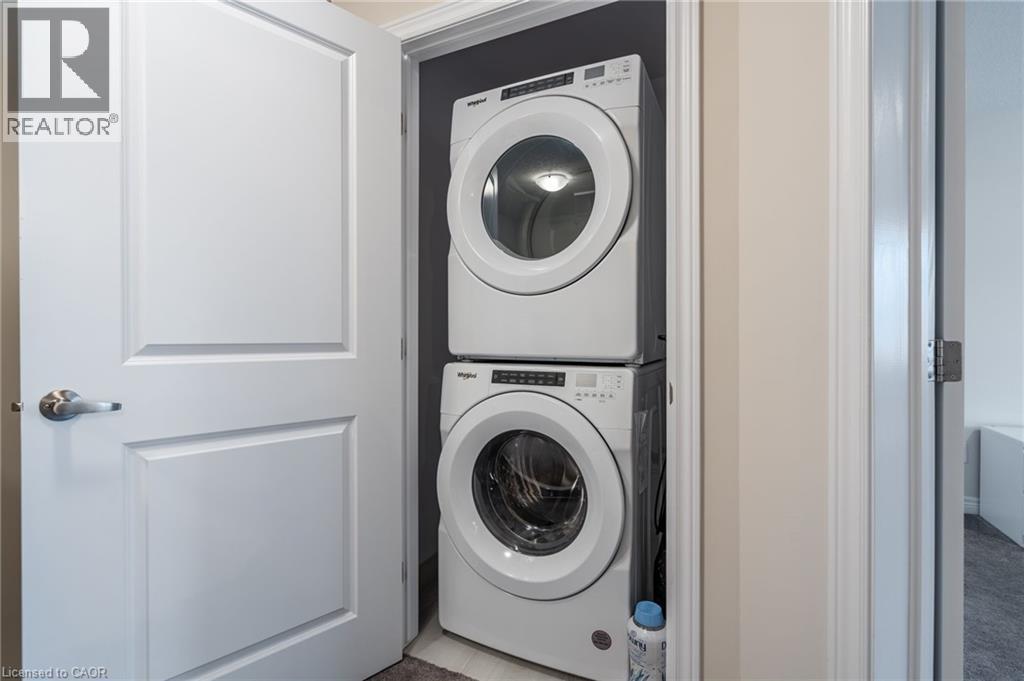 Photo 37 of 27 Rachel Drive Unit 36, Stoney Creek ON