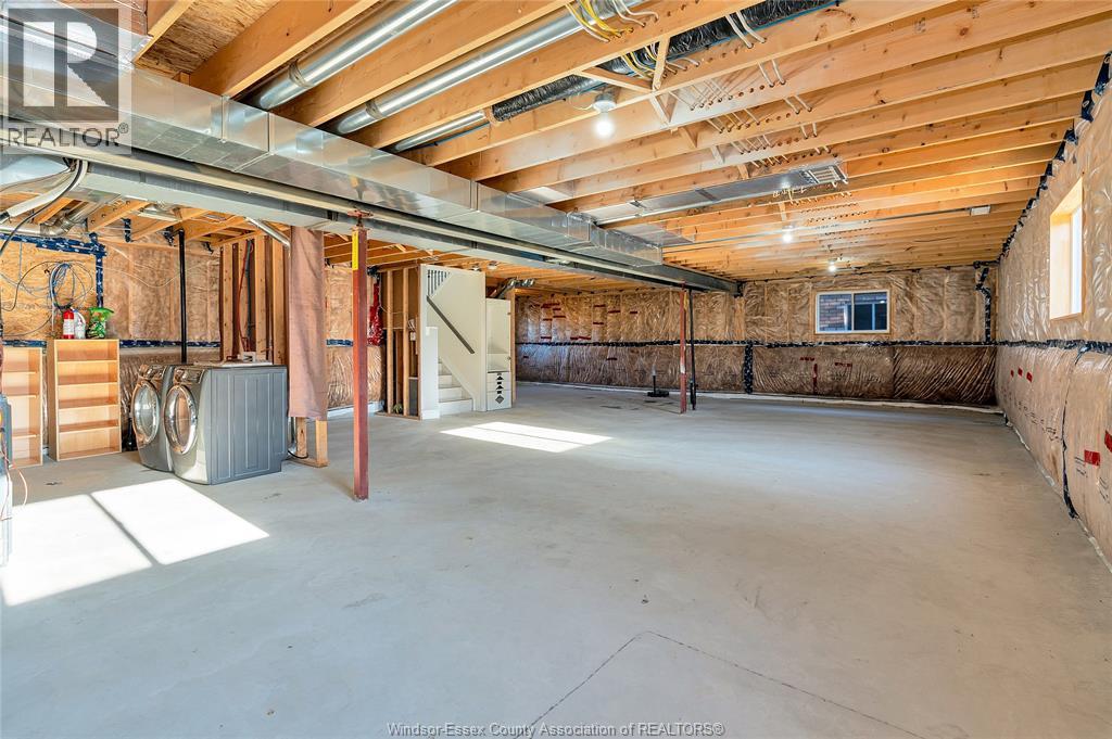 Photo 24 of 1029 Lublin Avenue, Windsor ON