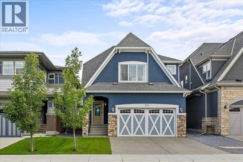 Photo 1 of 217 Magnolia Heath Se, Calgary AB