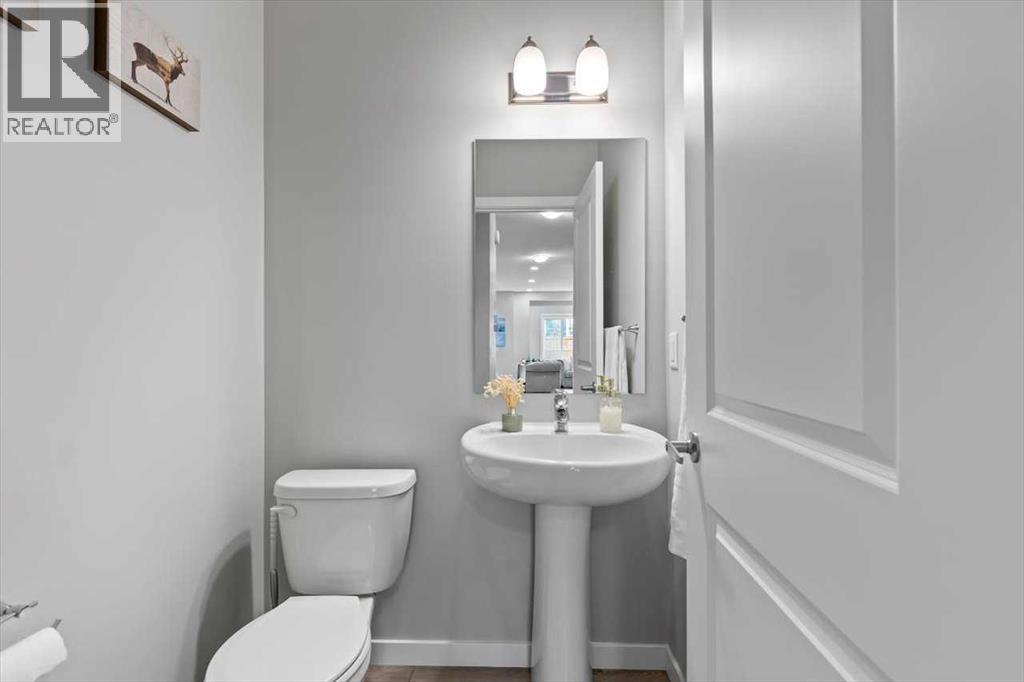 Photo 22 of 217 Magnolia Heath Se, Calgary AB