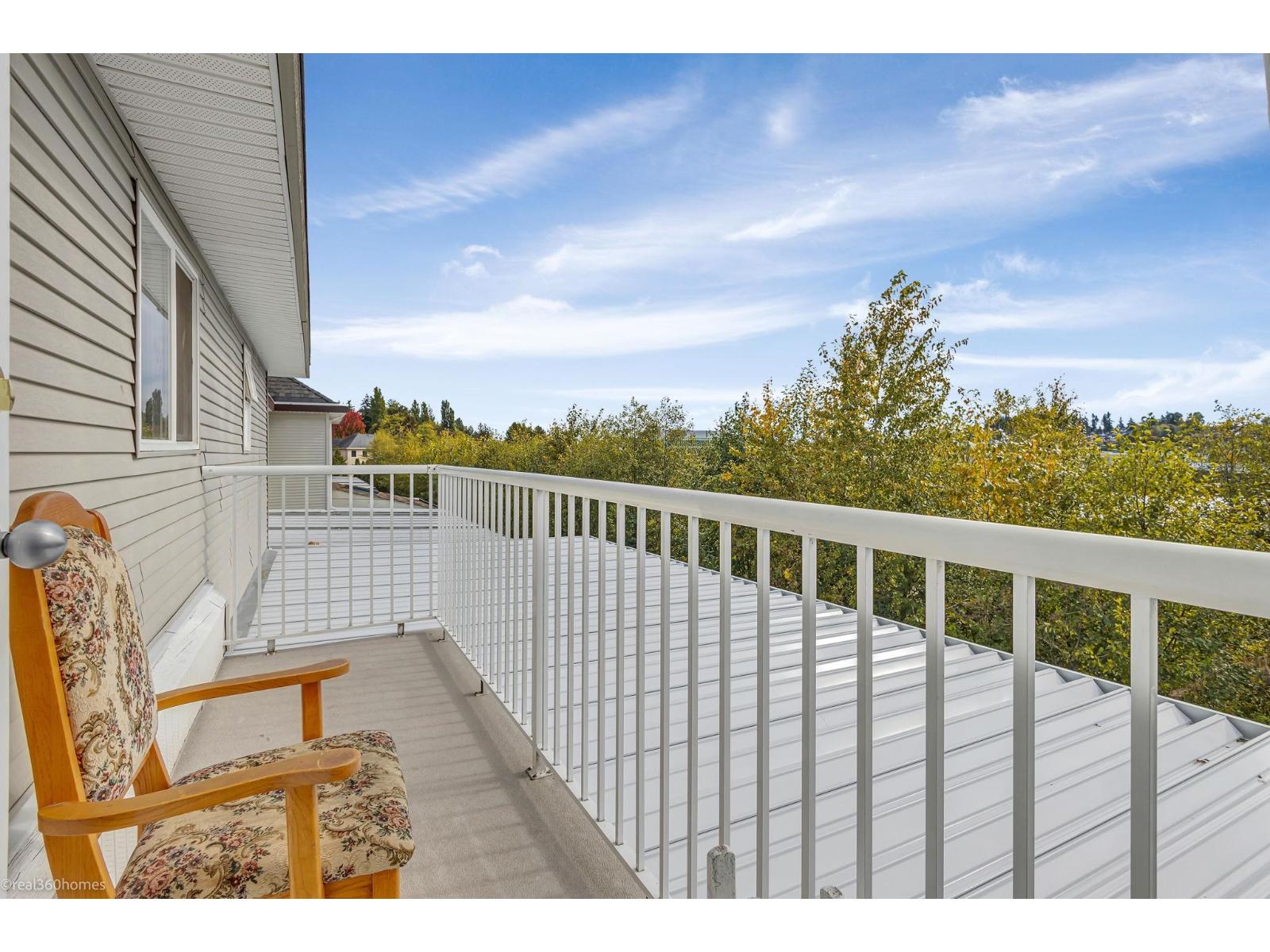 Photo 35 of 14642 67 A Avenue, Surrey BC