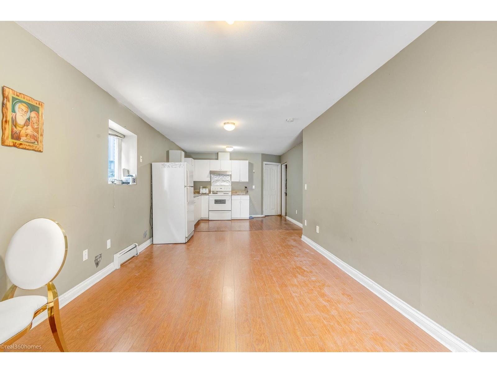 Photo 40 of 14642 67 A Avenue, Surrey BC