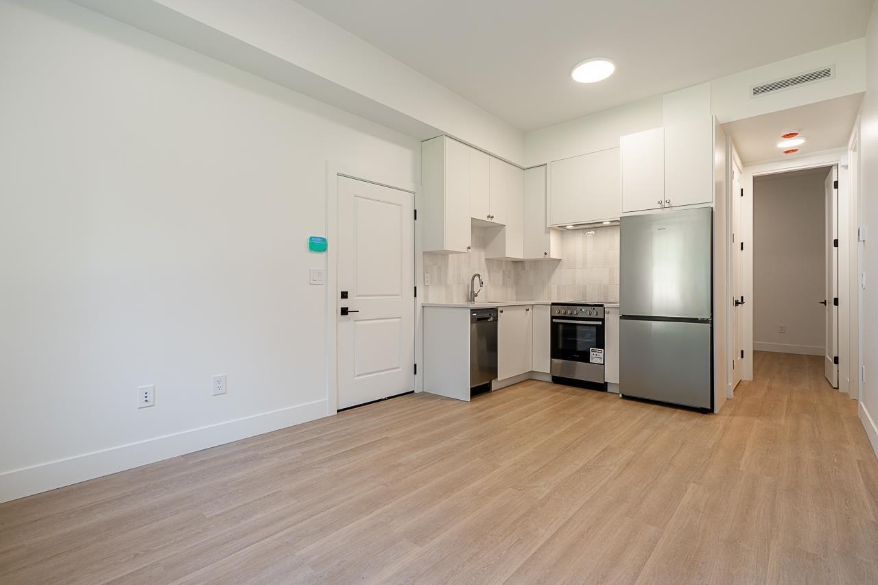 Photo 37 of 20837 45 A Avenue, Langley BC