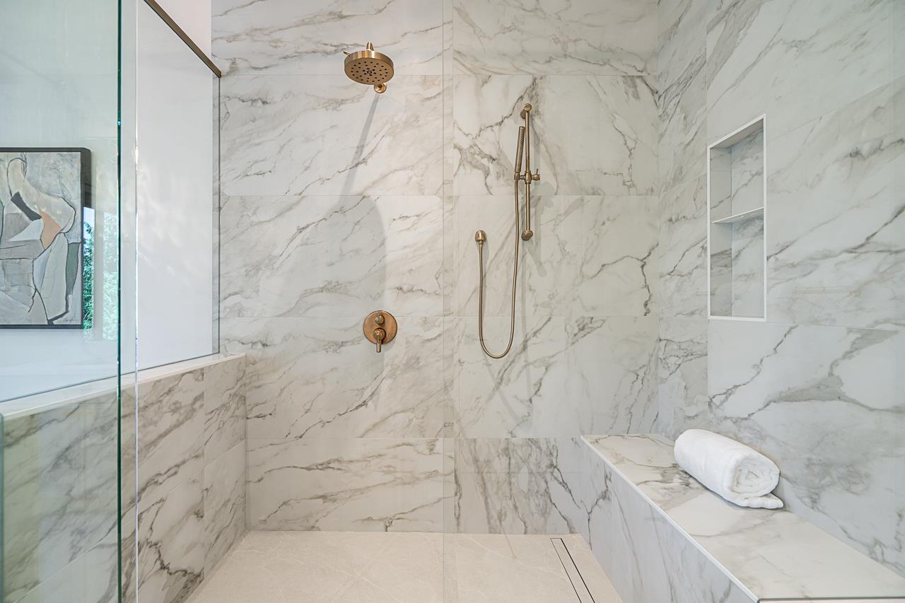 Photo 29 of 20837 45 A Avenue, Langley BC
