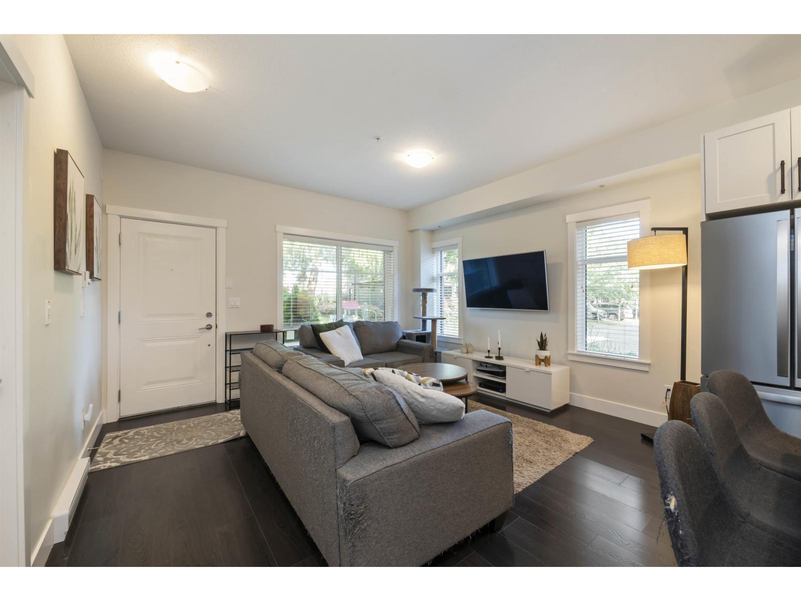 Photo 7 of 101 16528 24 A Avenue, Surrey BC