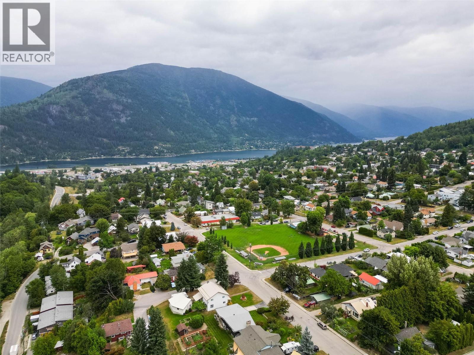 Photo 49 of 106 Richards Street, Nelson BC