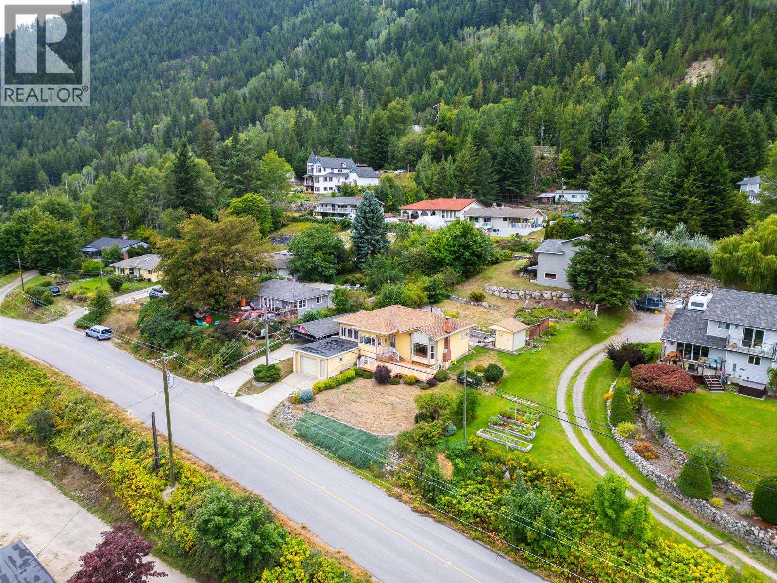 Photo 54 of 629 Johnstone Road, Nelson BC