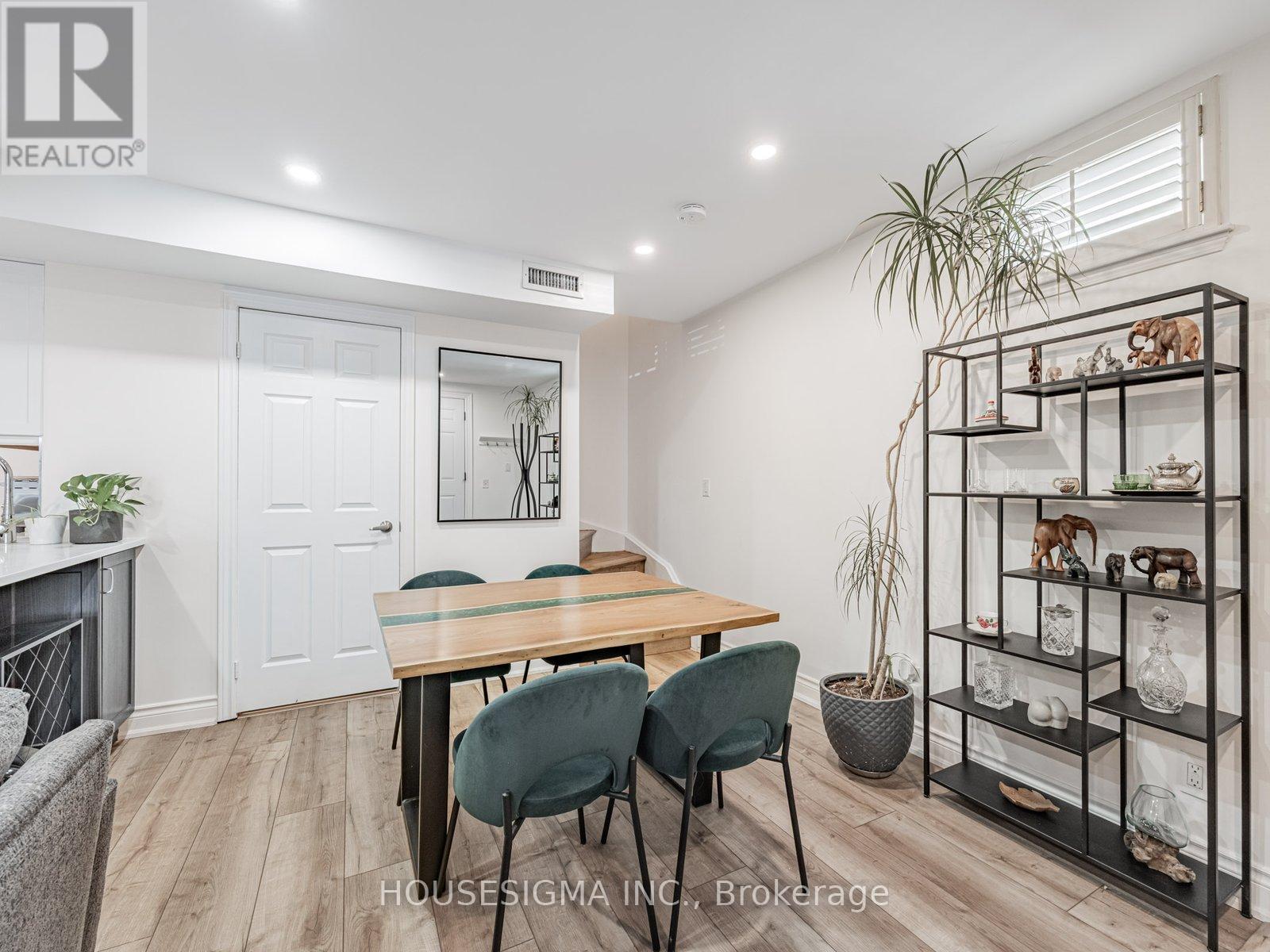 Photo 20 of 5 106 Redpath Avenue, Toronto ON