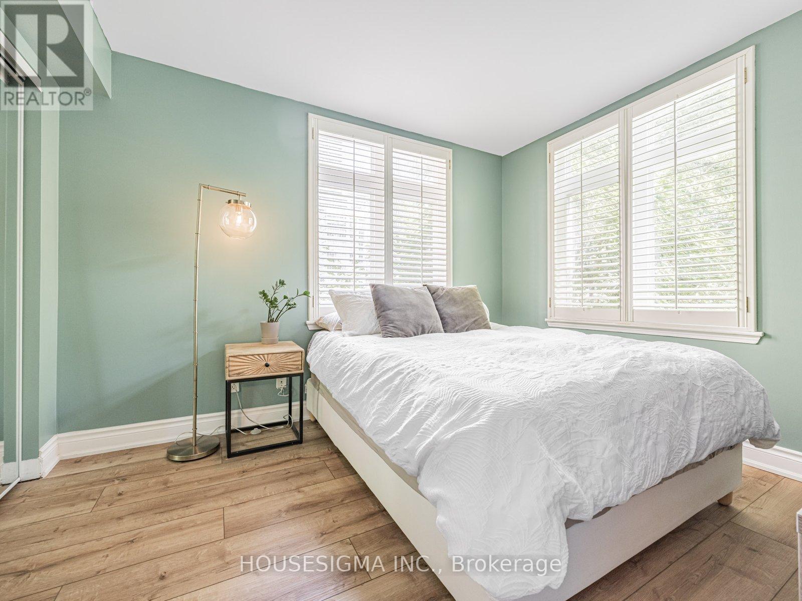 Photo 24 of 5 106 Redpath Avenue, Toronto ON