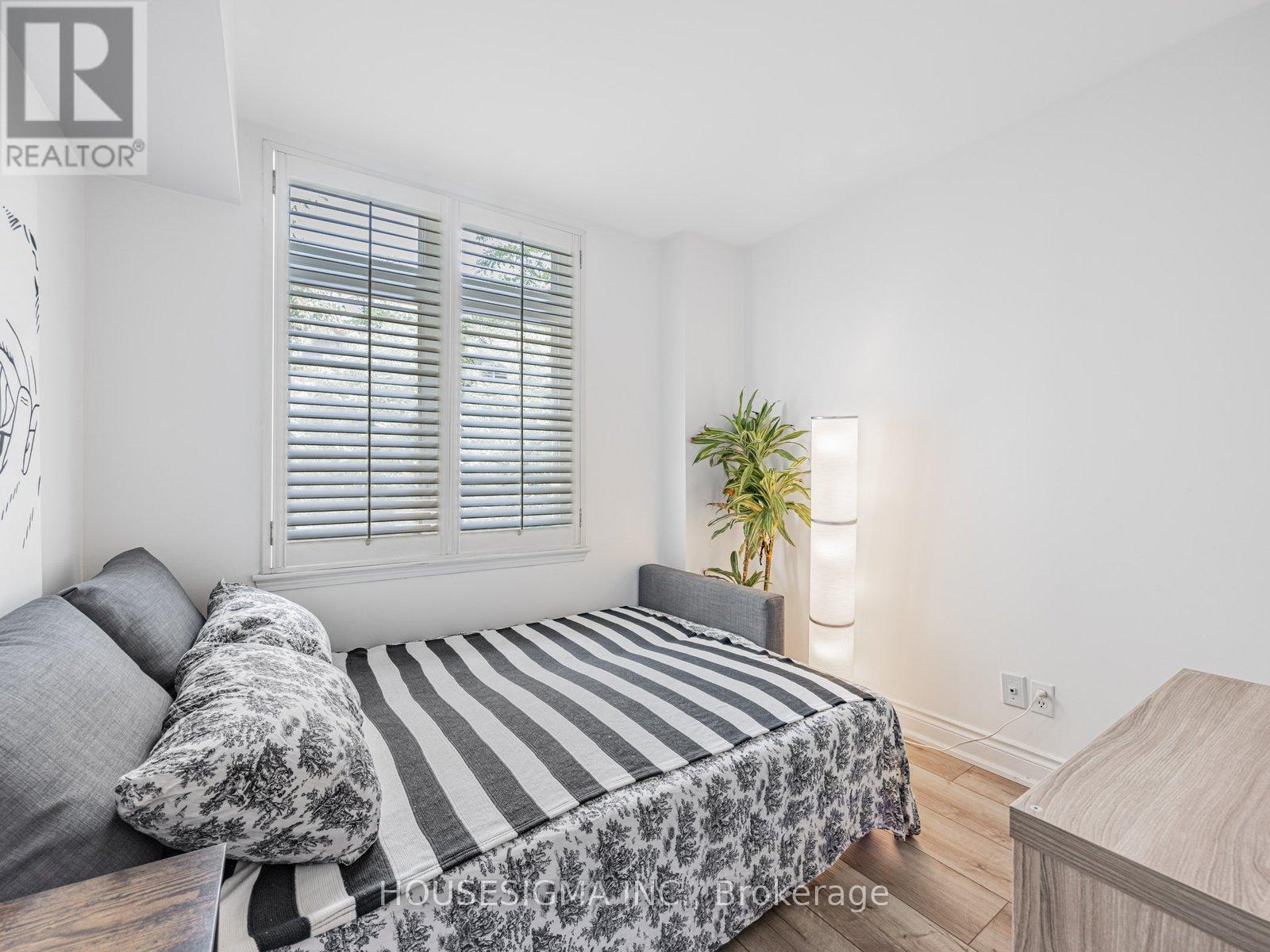 Photo 26 of 5 106 Redpath Avenue, Toronto ON