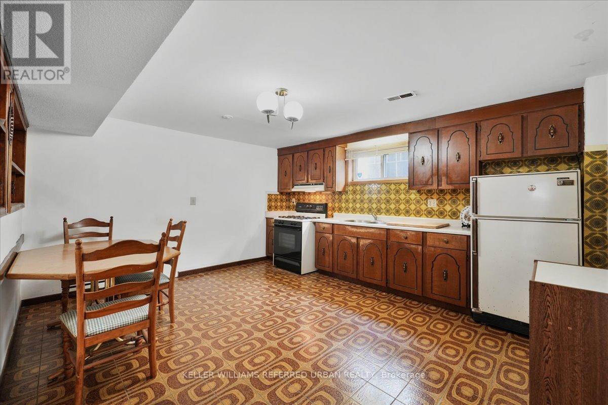 Photo 25 of 25 Farrell Avenue, Toronto ON