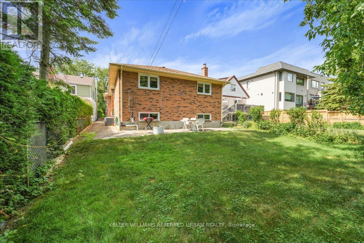 Photo 38 of 25 Farrell Avenue, Toronto ON