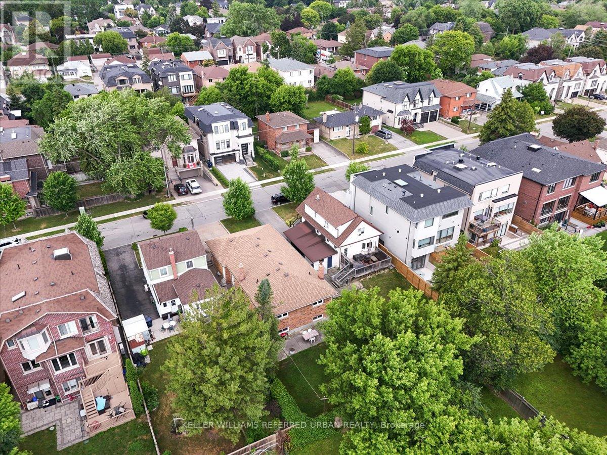 Photo 40 of 25 Farrell Avenue, Toronto ON
