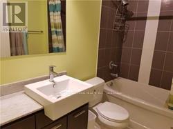Photo 5 of 508 770 Bay Street, Toronto ON
