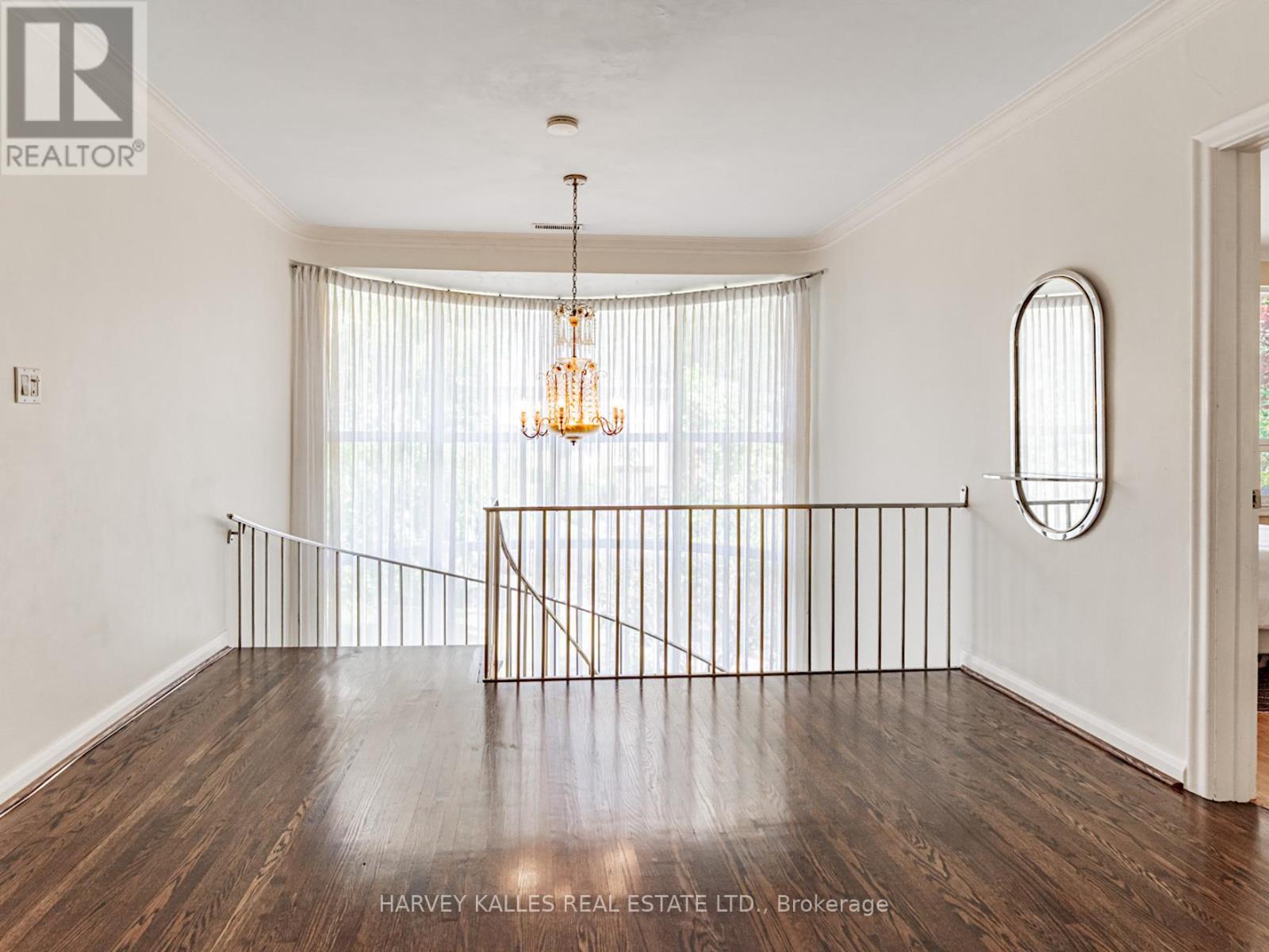 Photo 22 of 15 Ridelle Avenue, Toronto ON