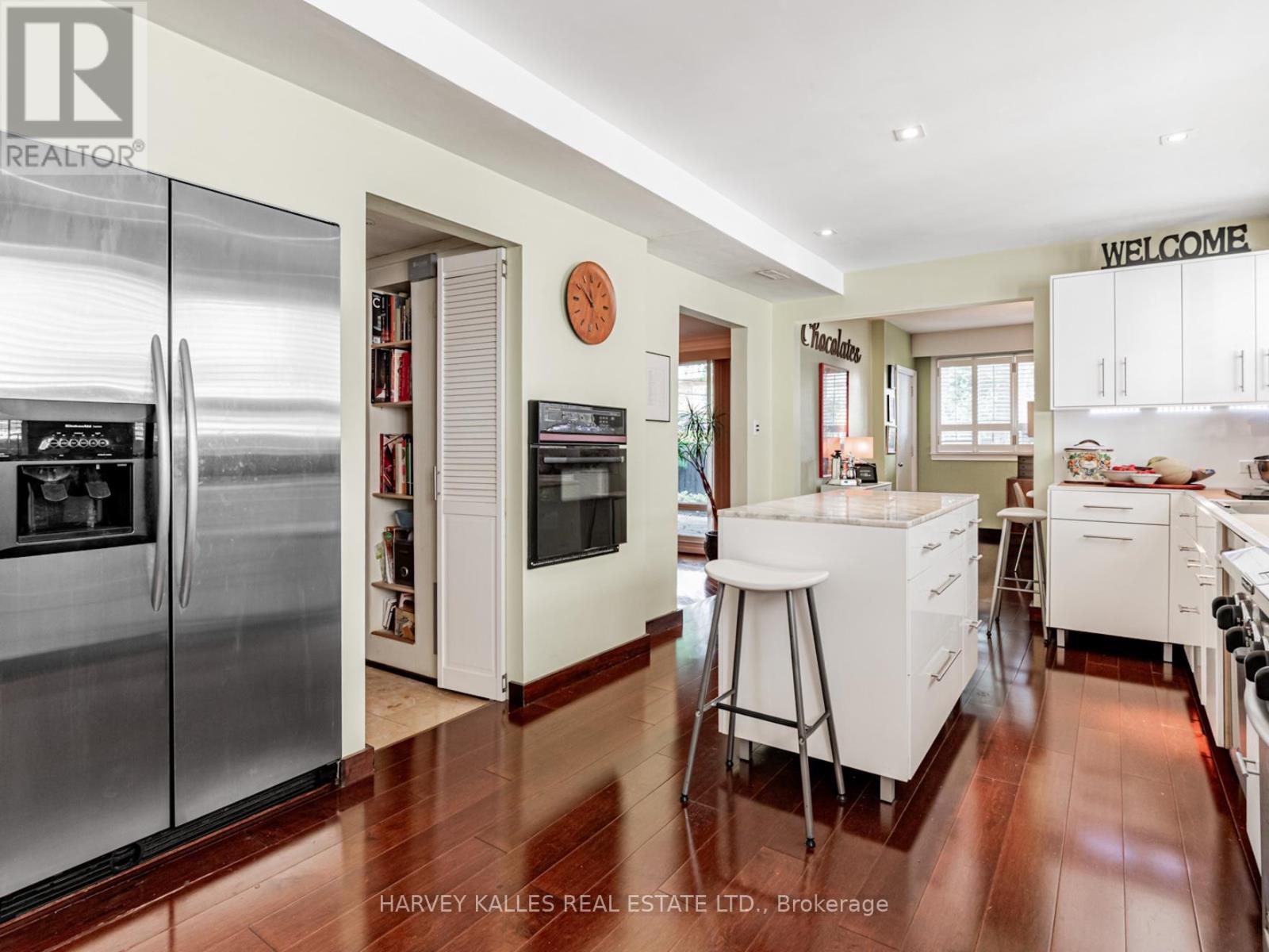 Photo 9 of 15 Ridelle Avenue, Toronto ON