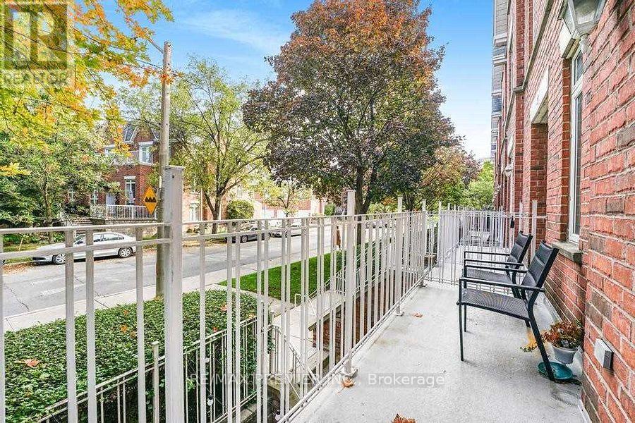 Photo 13 of 708 7 Sudbury Street, Toronto ON