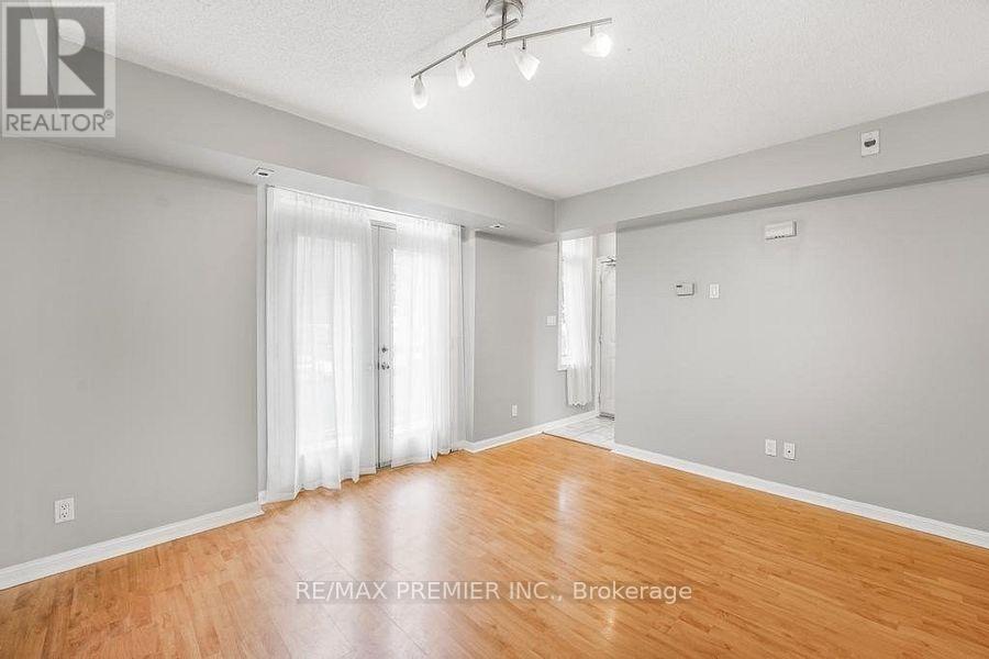 Photo 4 of 708 7 Sudbury Street, Toronto ON
