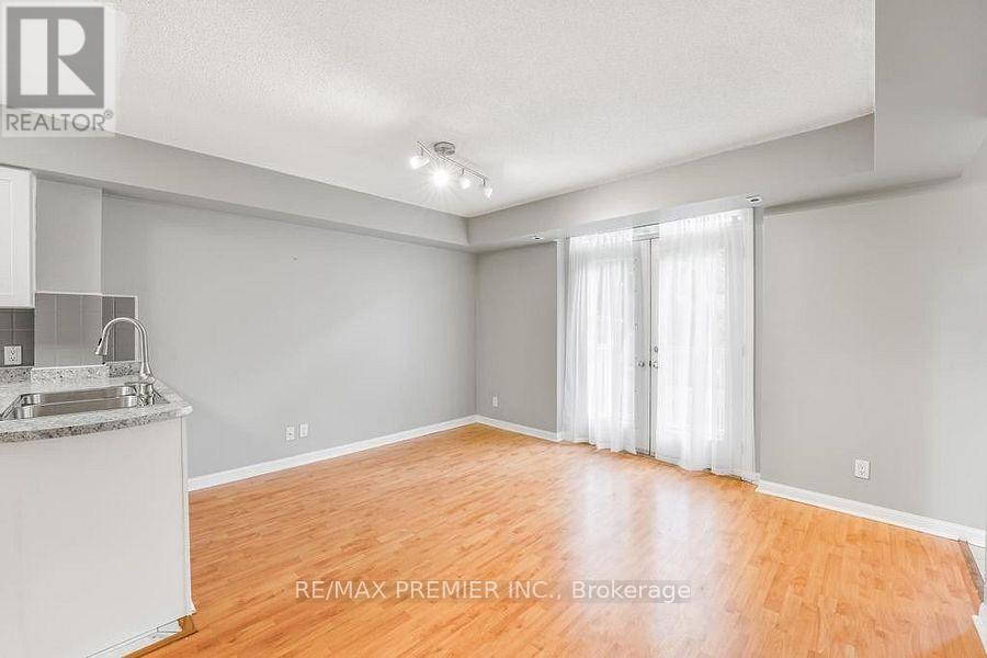 Photo 5 of 708 7 Sudbury Street, Toronto ON