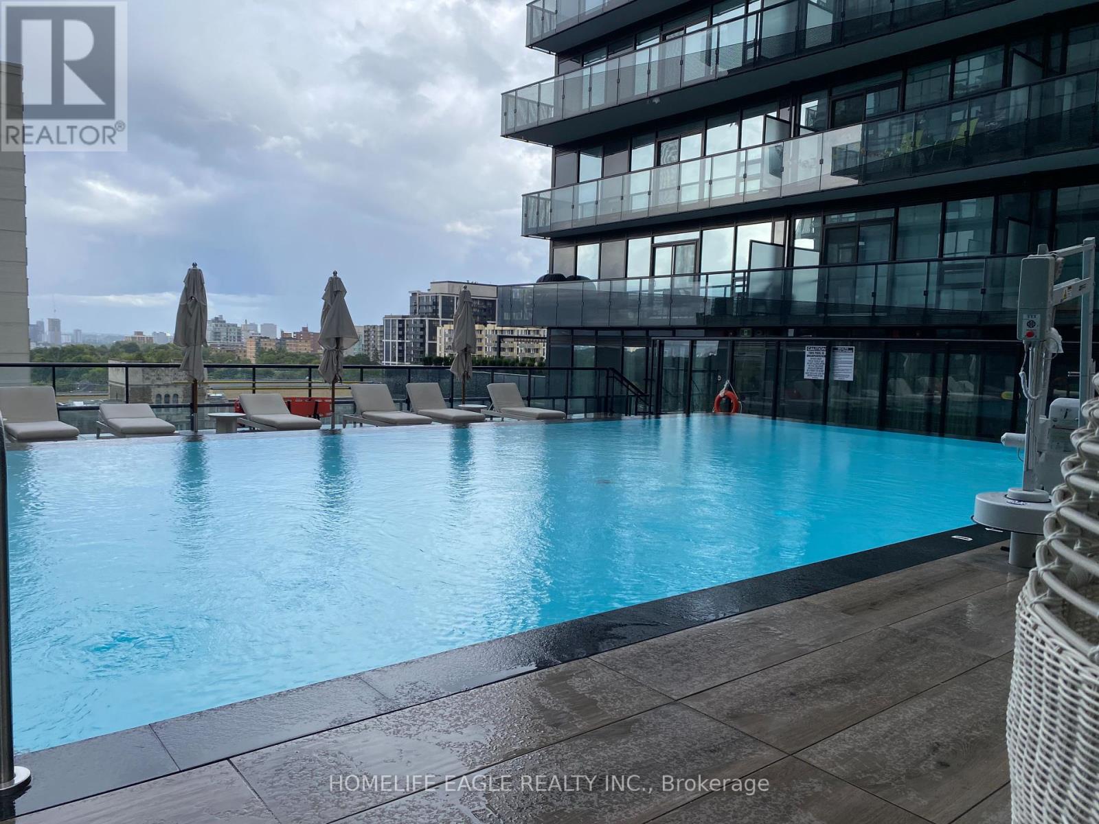Photo 12 of 3308 117 Broadway Avenue, Toronto ON