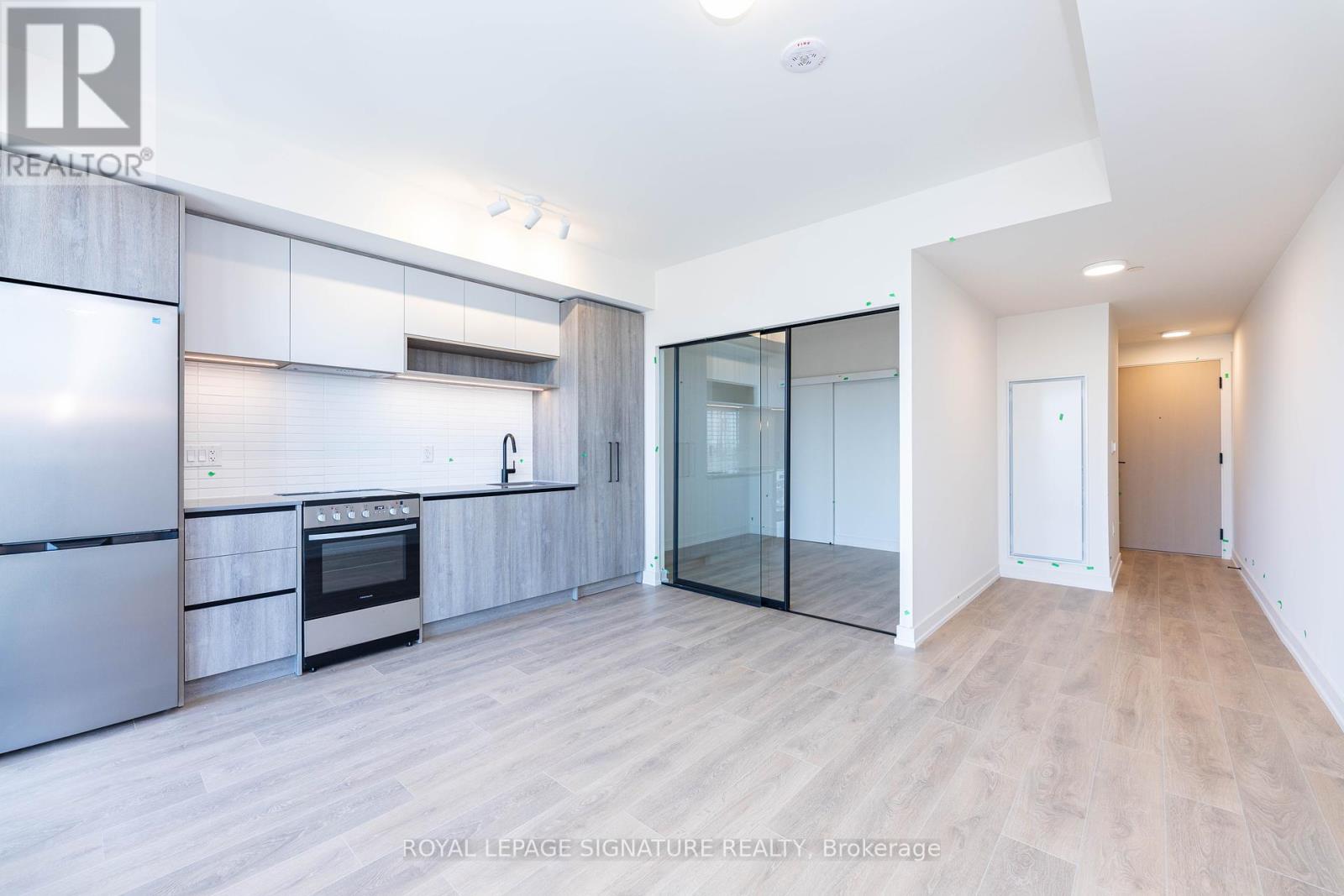 Photo 11 of 1709 181 Sterling Road, Toronto ON