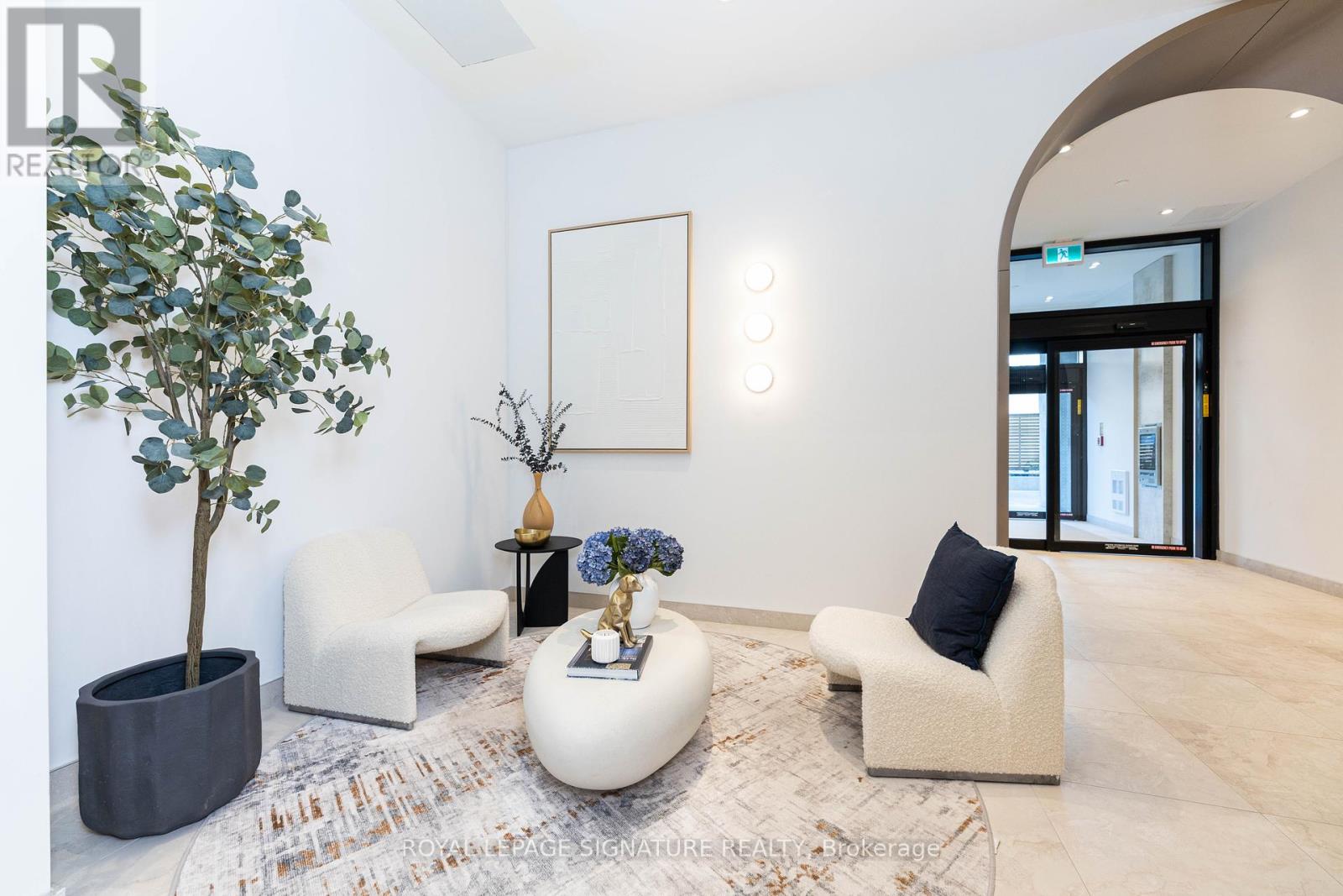 Photo 5 of 1709 181 Sterling Road, Toronto ON