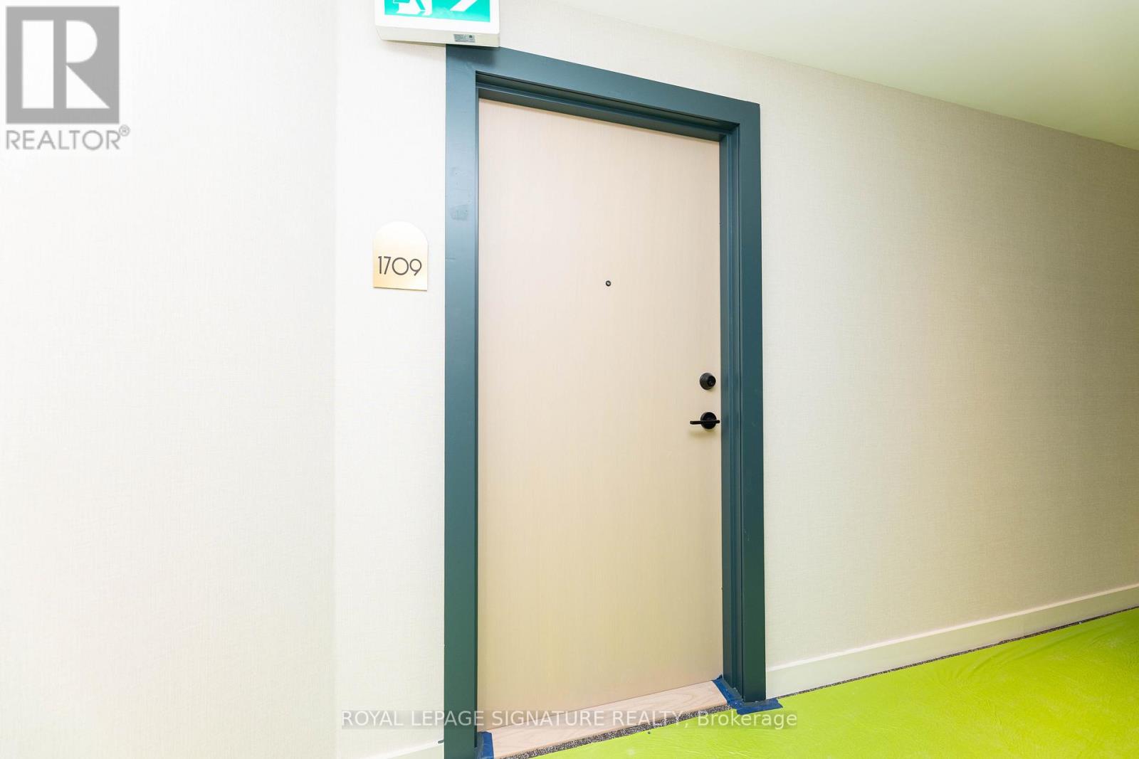 Photo 6 of 1709 181 Sterling Road, Toronto ON