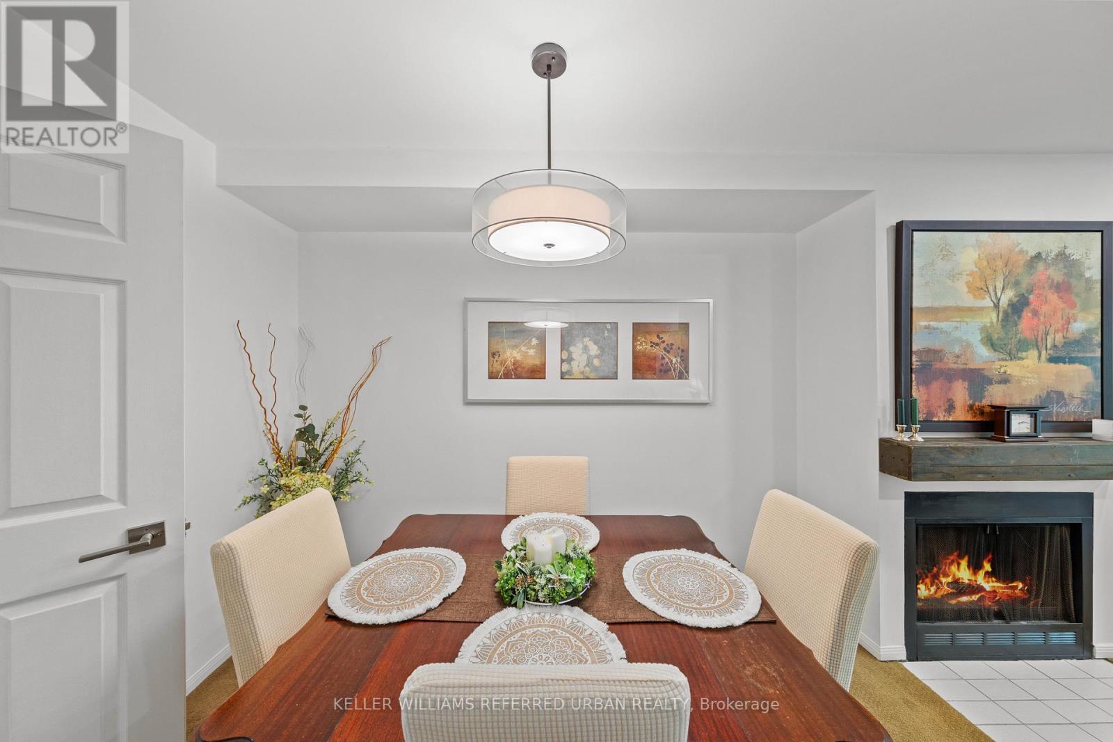 Photo 12 of 618 574 Wellington Street W, Toronto ON