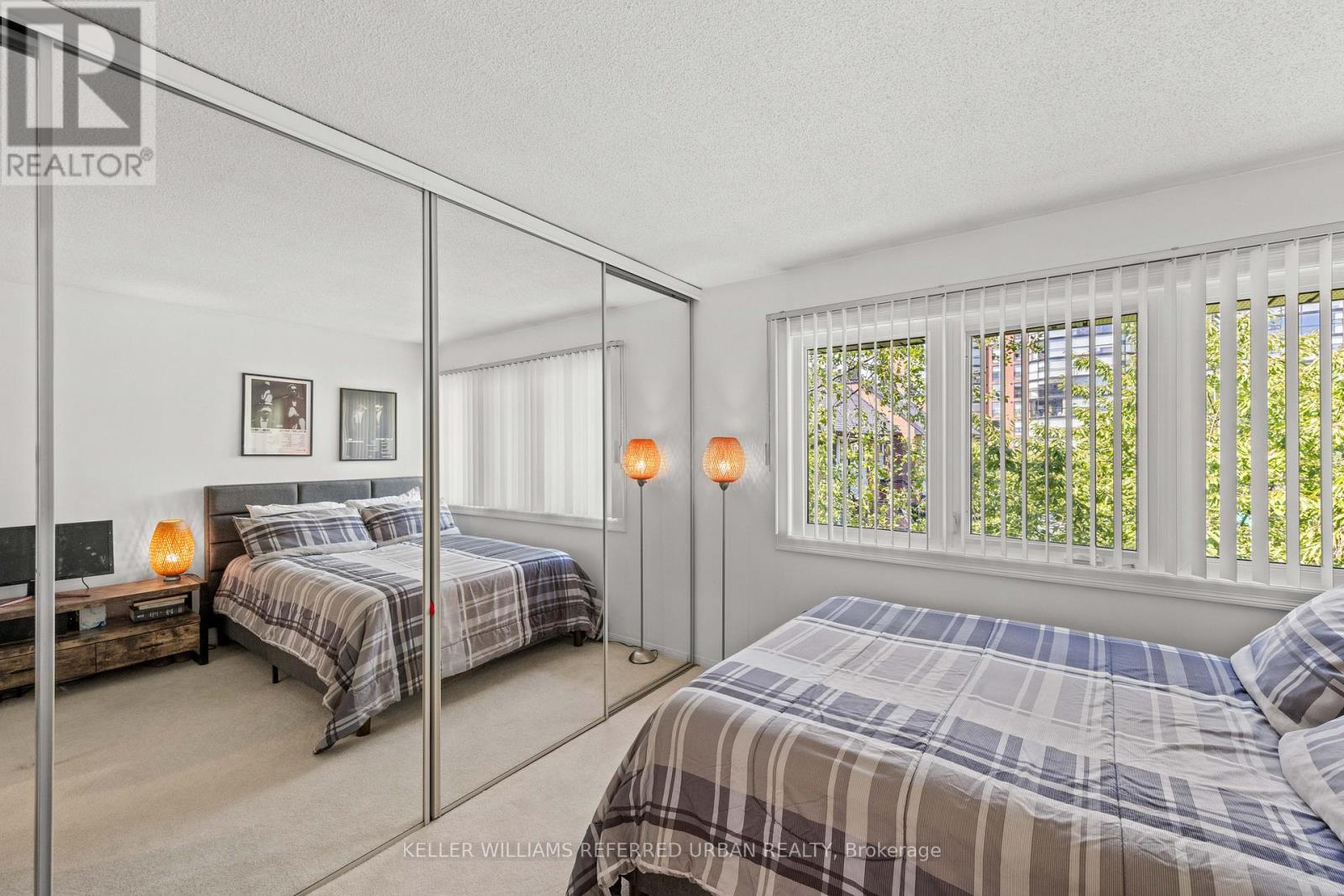 Photo 25 of 618 574 Wellington Street W, Toronto ON