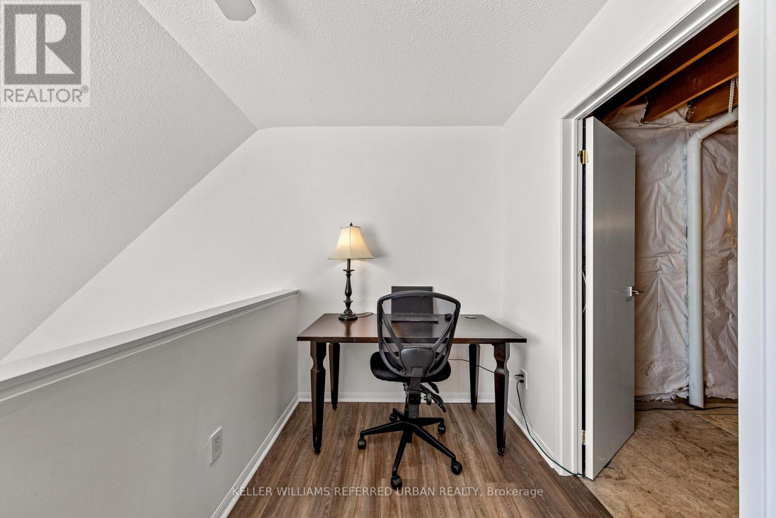 Photo 42 of 618 574 Wellington Street W, Toronto ON