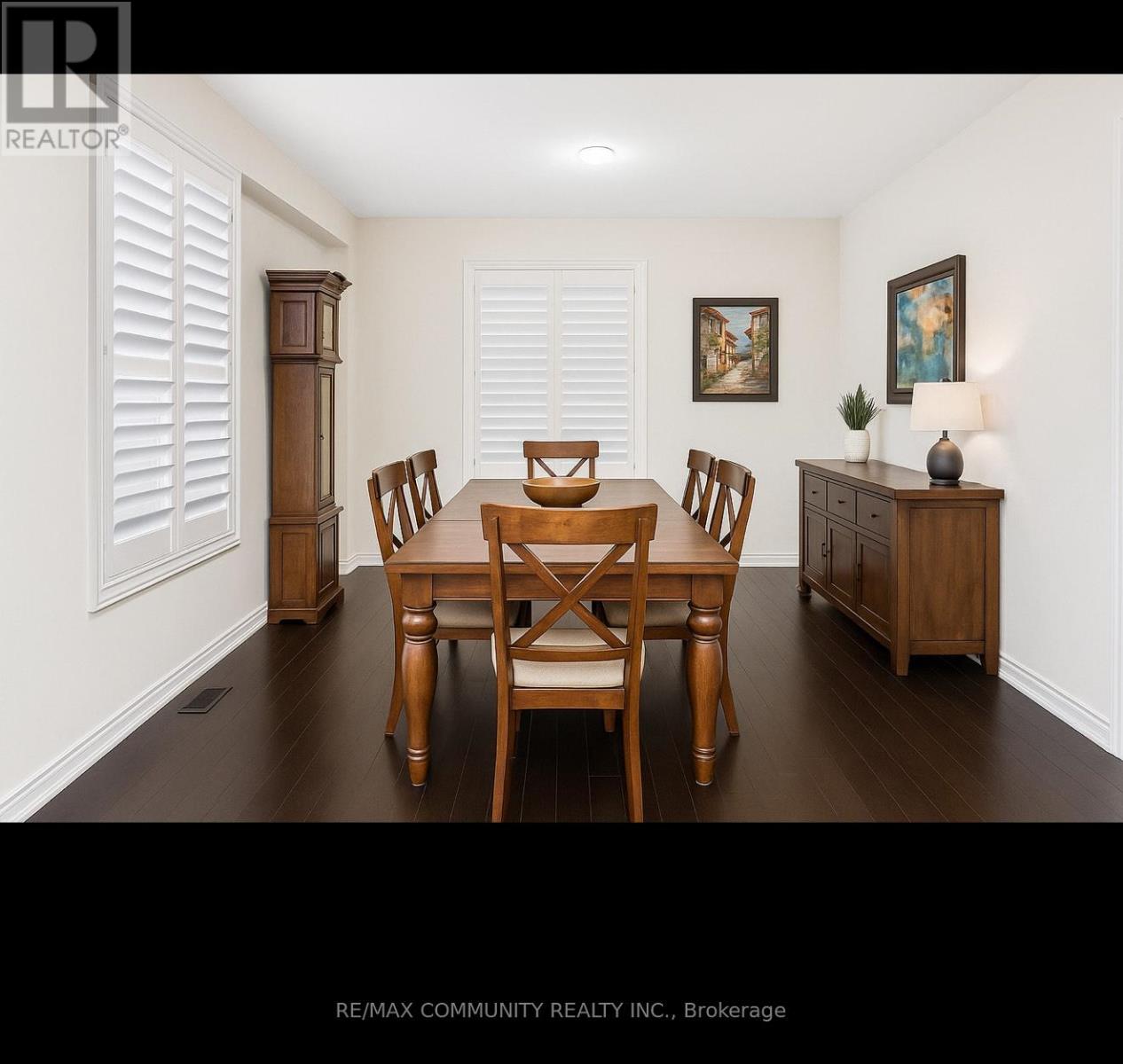 Photo 2 of 136 John Matthew Crescent, Clarington ON
