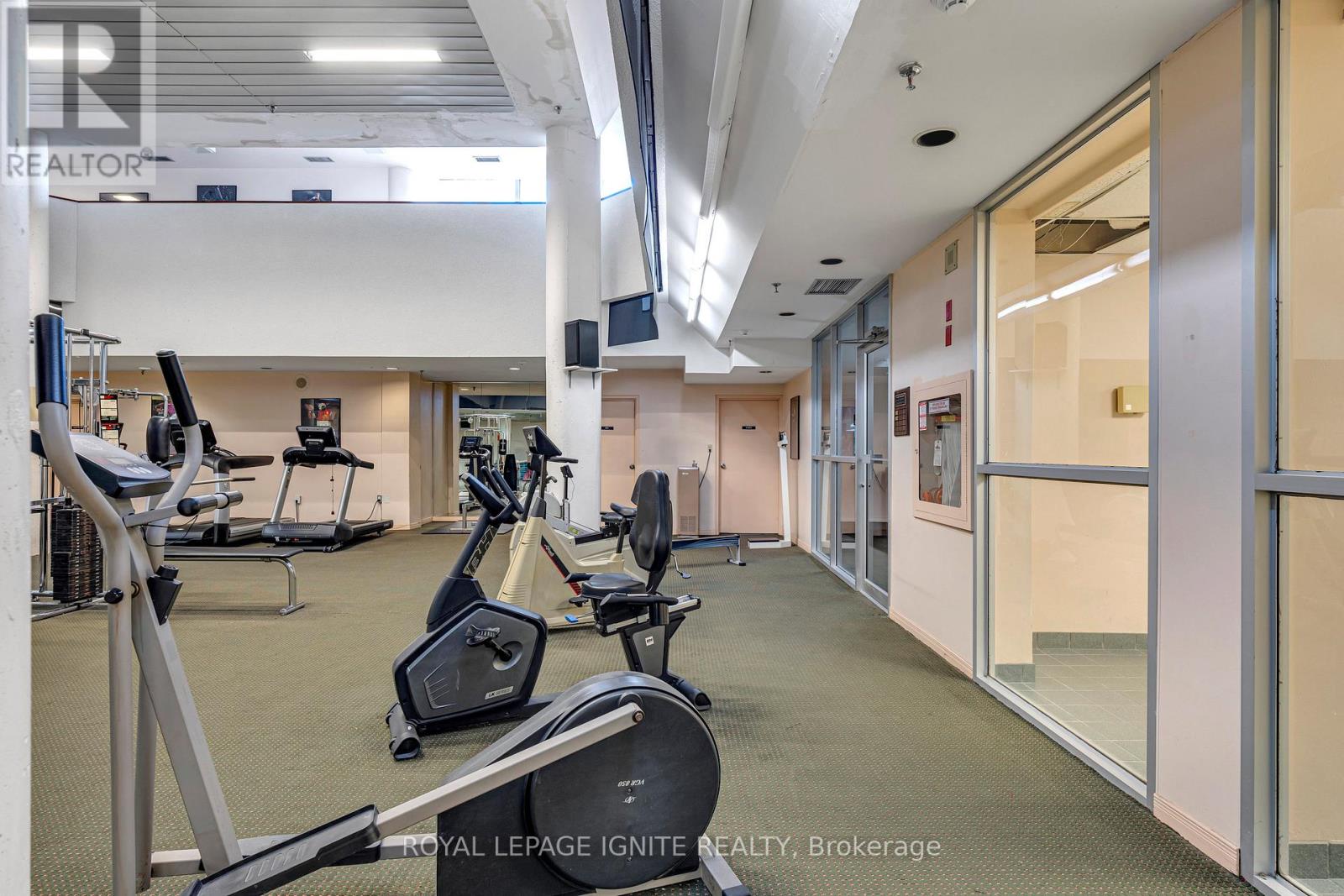 Photo 33 of 215 88 Alton Towers Circle, Toronto ON