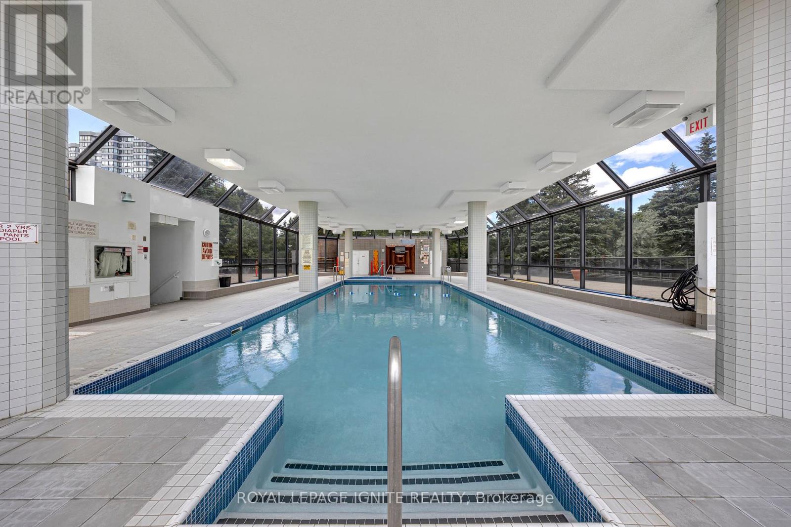 Photo 38 of 215 88 Alton Towers Circle, Toronto ON