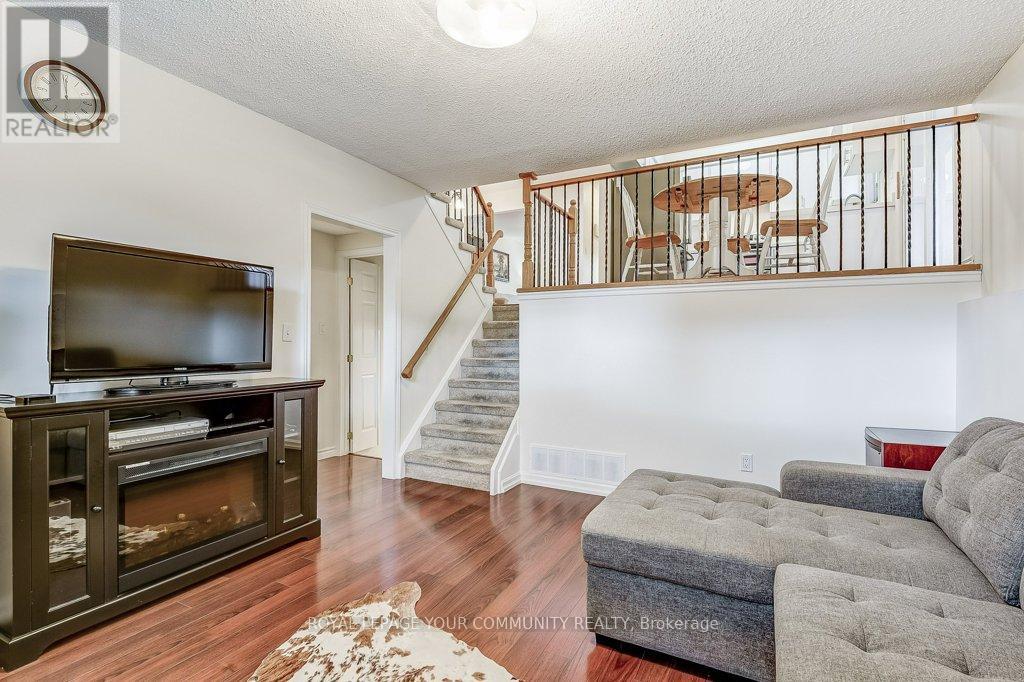 Photo 14 of 36 Stirling Avenue, Clarington ON