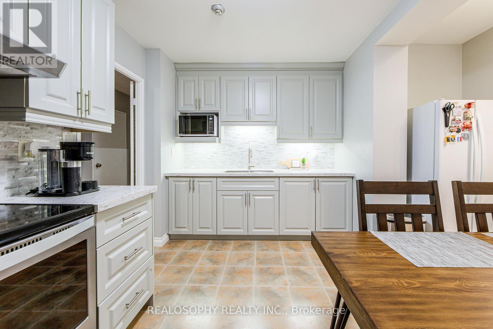 Photo 20 of 85 91 Muir Drive, Toronto ON
