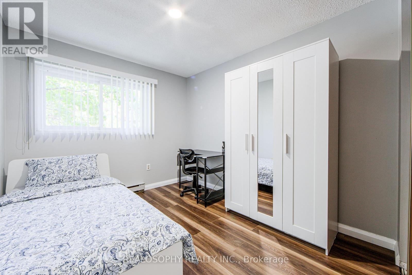 Photo 32 of 85 91 Muir Drive, Toronto ON