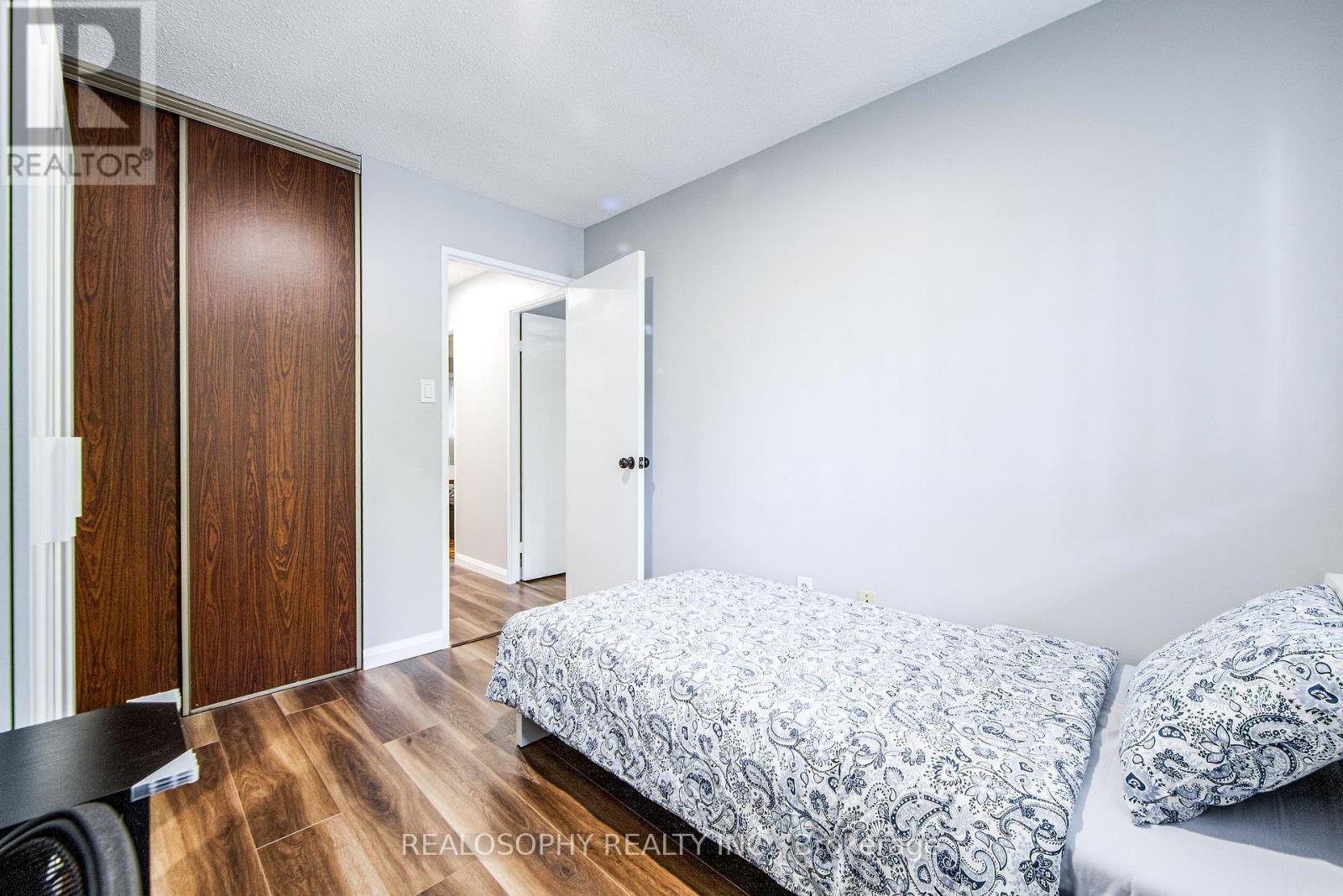 Photo 33 of 85 91 Muir Drive, Toronto ON