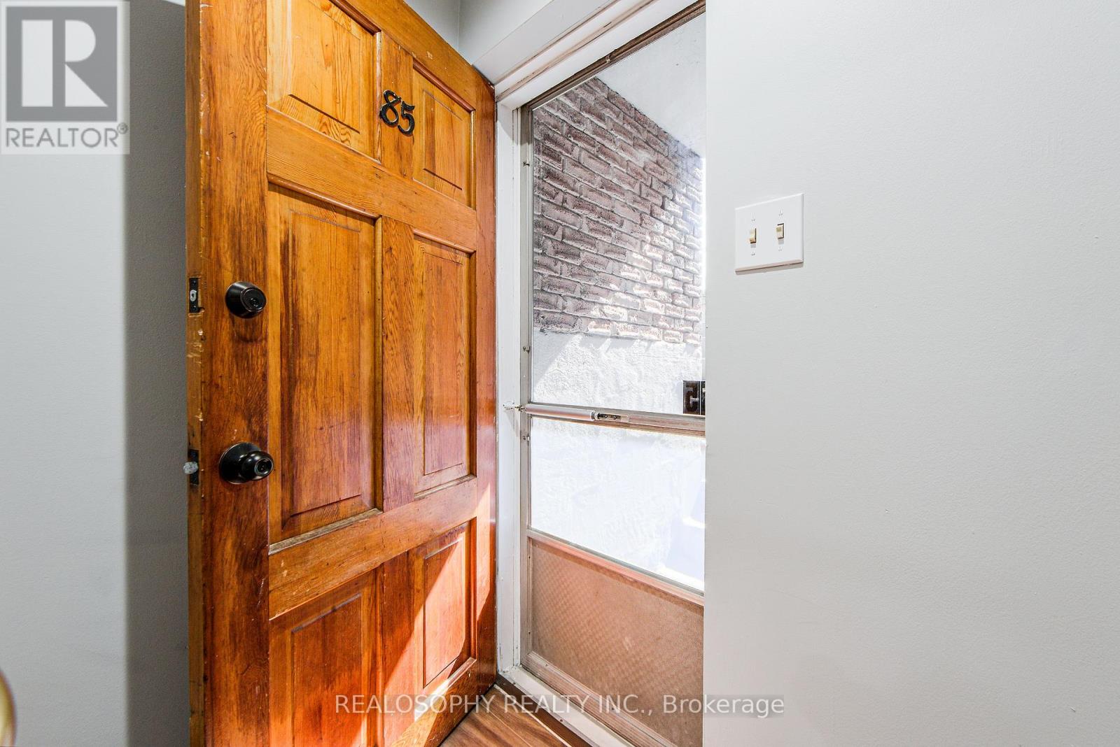Photo 37 of 85 91 Muir Drive, Toronto ON